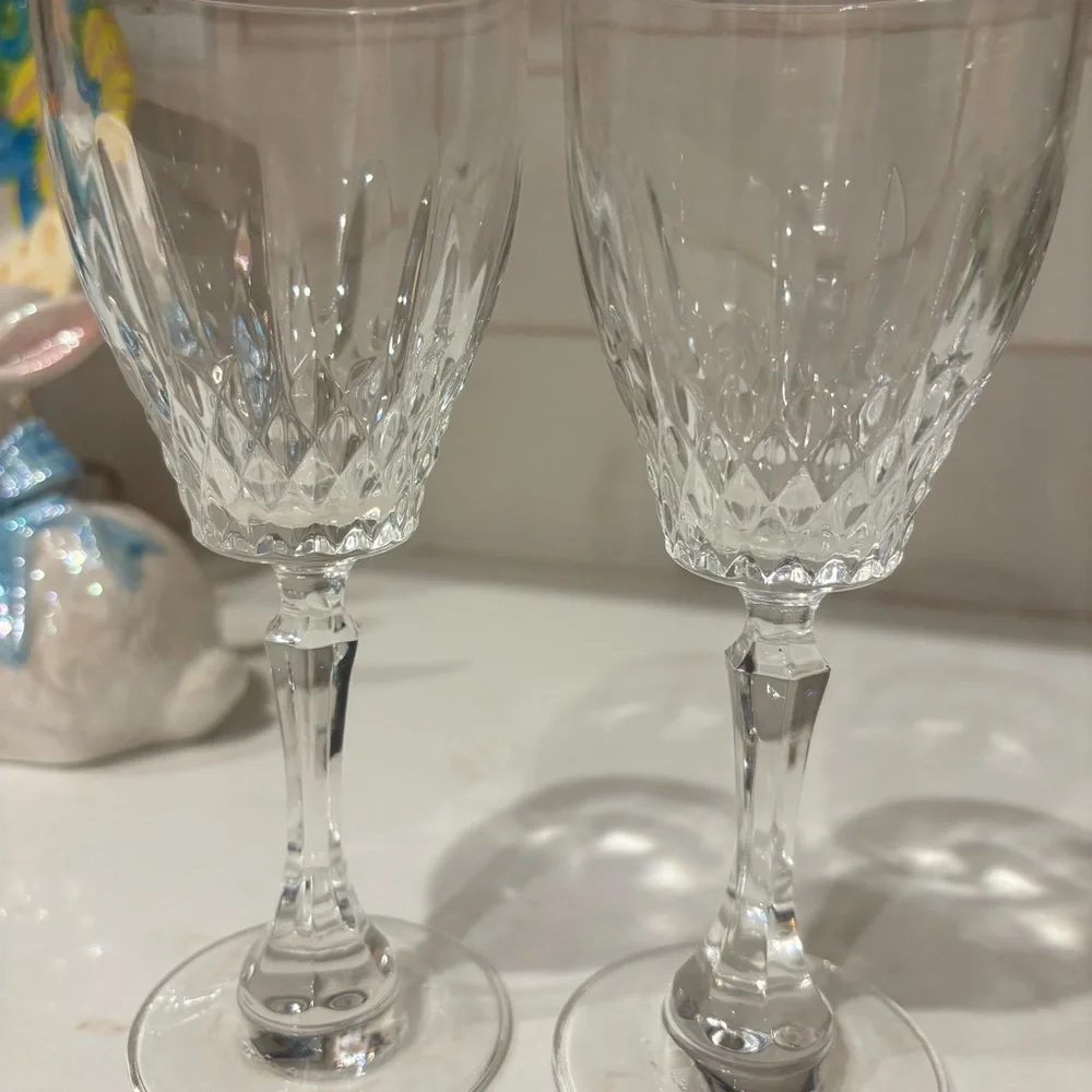 Crystal Cut Wine Glasses - Clear Stemware (Pair)